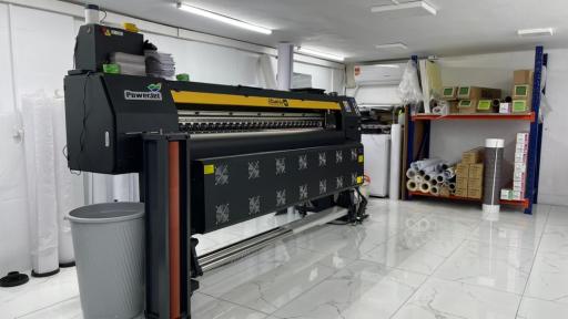 چاپ شاهکار استند