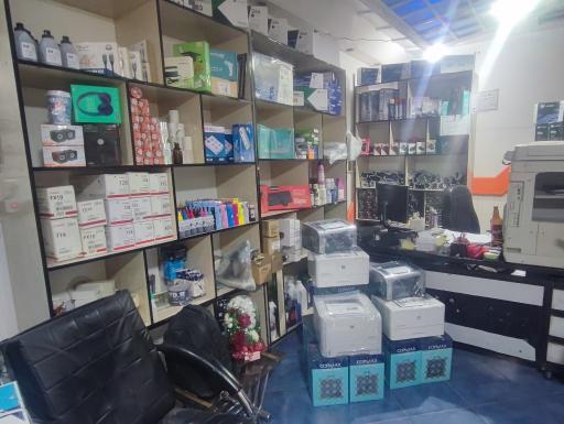 عکس مرکز مهندسی فناوری و الکترونیک البرز تمشک