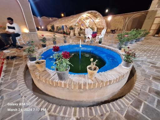 عکس بوم گردی عمارت سرای خان