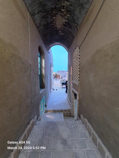 عکس بوم گردی عمارت سرای خان