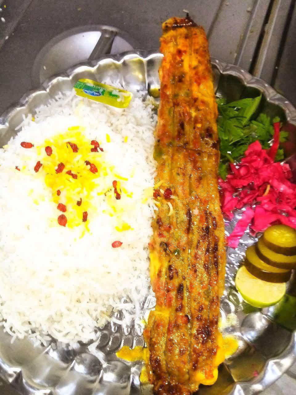 عکس رستوران رباط طبسی معین الرضا 