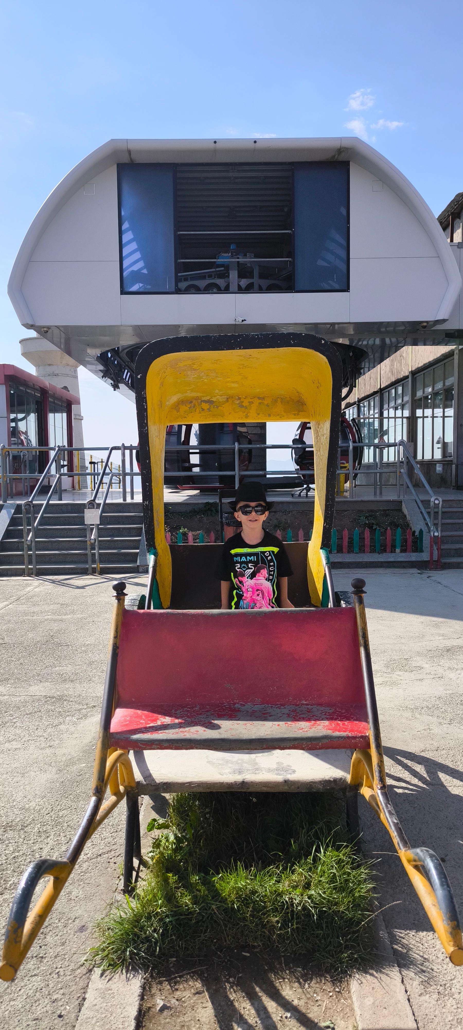 عکس تله کابین حیران