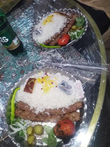 عکس رستوران سنتی و غذا آماده معین الرضا