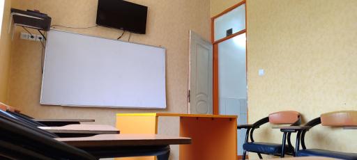 عکس آکادمی زبان بیان