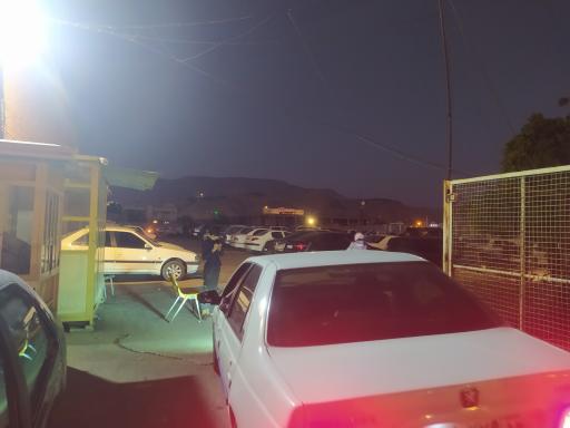 عکس پارکینگ عمومی وکیل