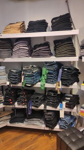 عکس پوشاک مردانه کورش شعبه 1 و 2