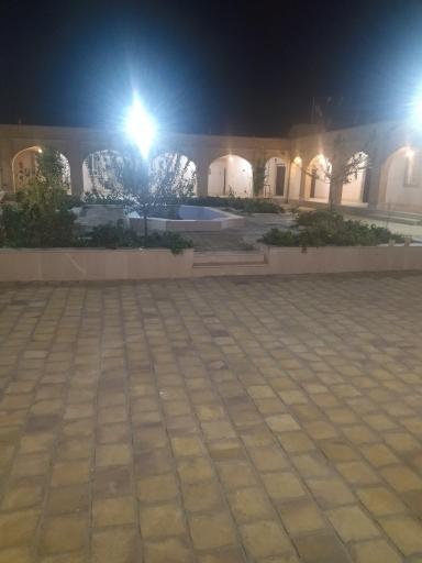 عکس زائرسرای امامزادگان