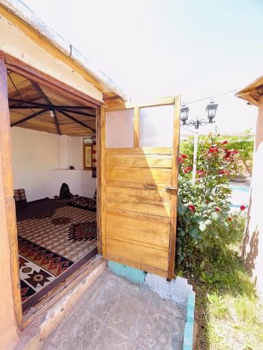 عکس مجموعه اقامتگاه سنتی و گردشگری شب های رابر