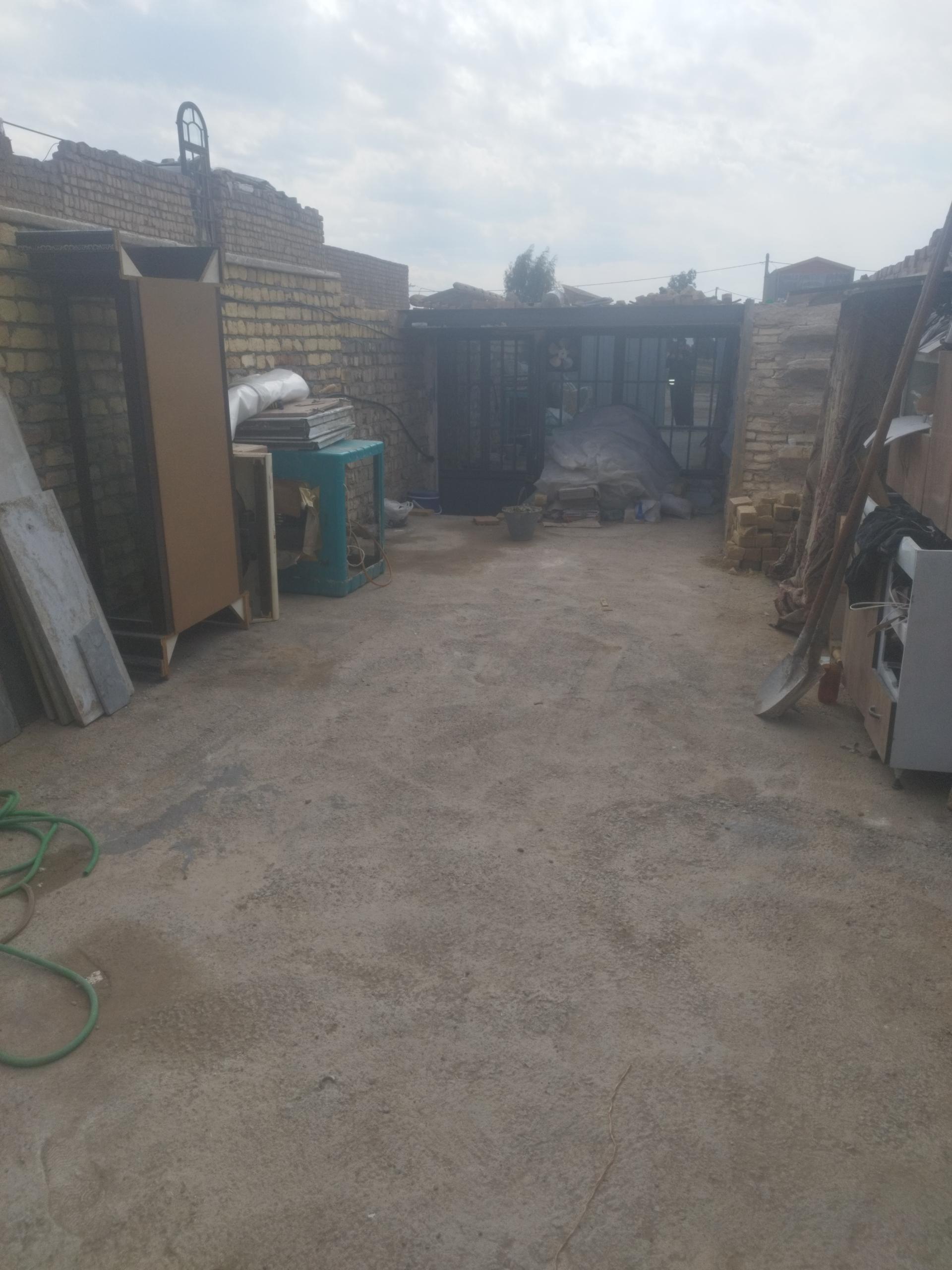 عکس کارگاه کفش دستی شیکو