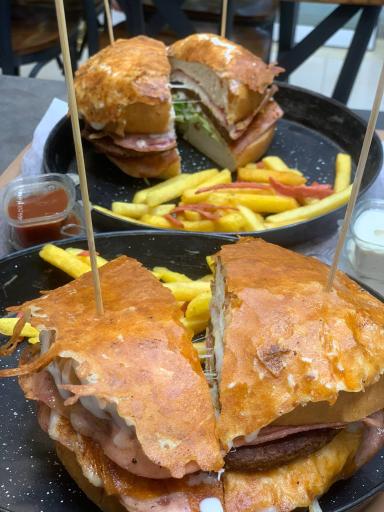 عکس فست‌ فود بهروز