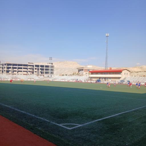 ورزشگاه پنج هزار نفری مرزداران