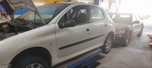 عکس مجتمع تعمیرگاهی تاپ سرویس