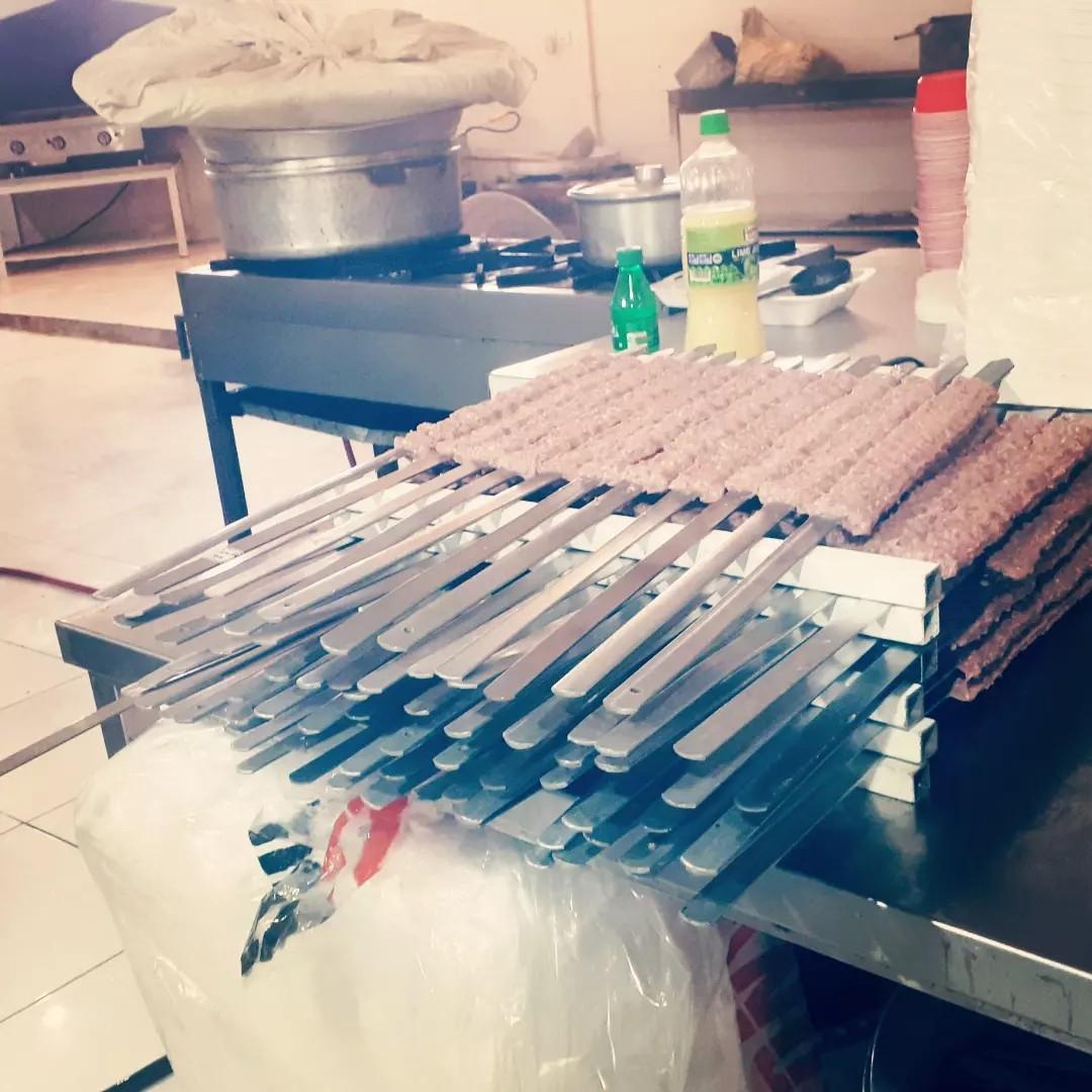 عکس رستوران فست فود ترنج