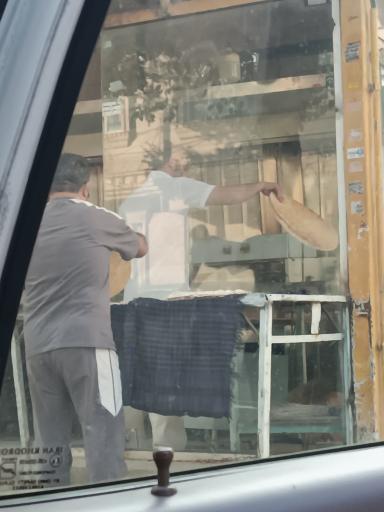 عکس نانوایی لواشی