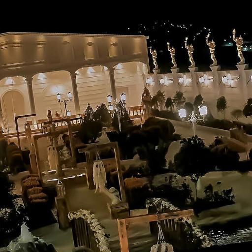 عکس باغ تالار قصر لنا