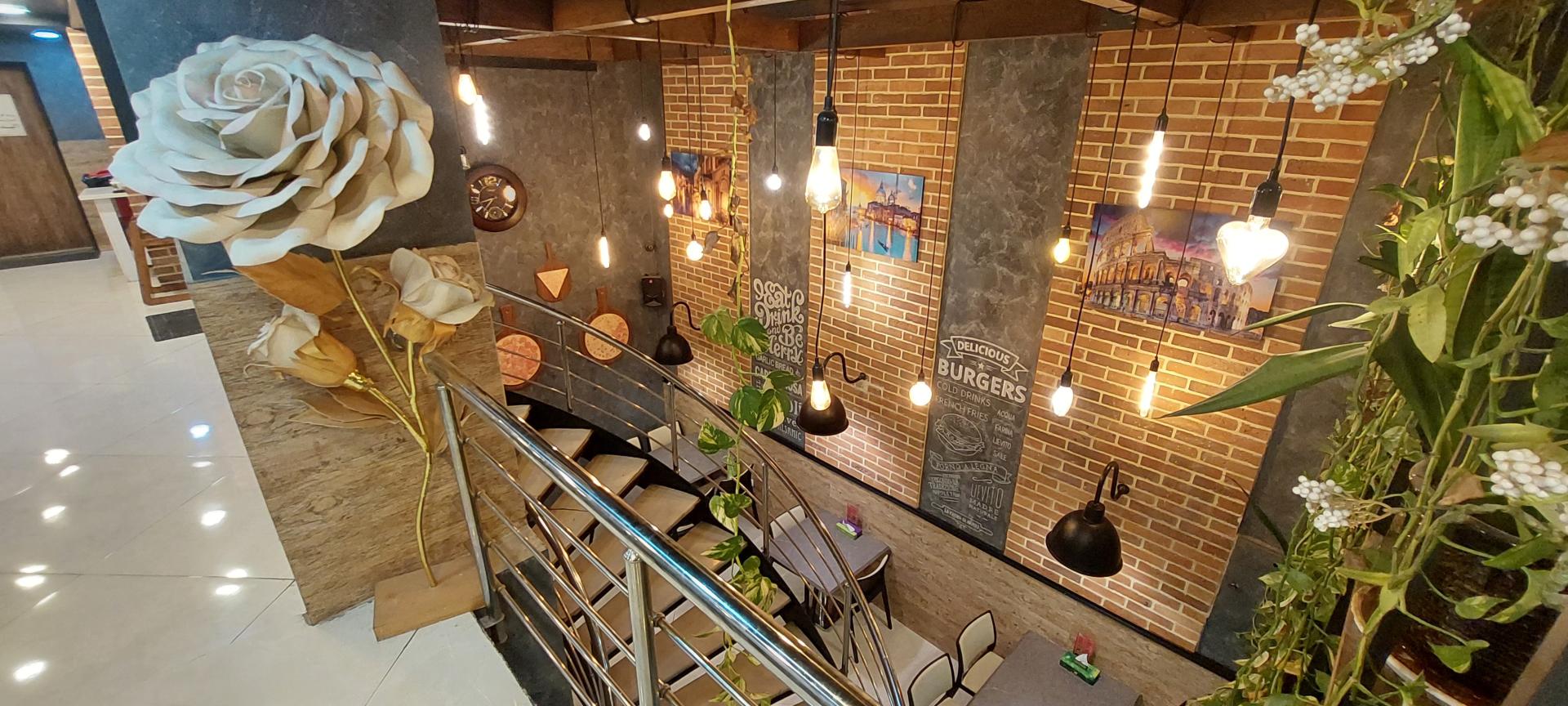 عکس پیتزا سیب 360 شعبه عظیمیه