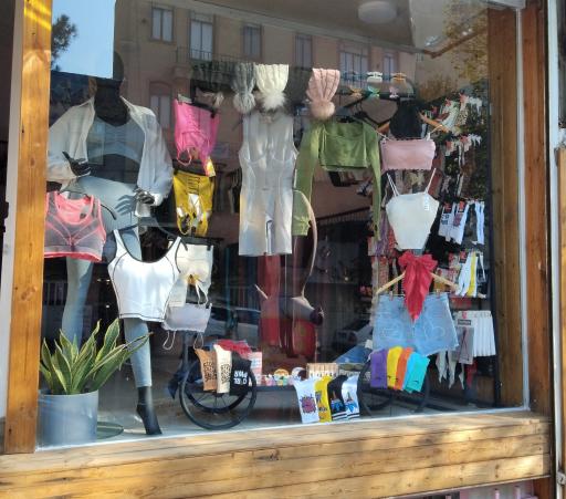 عکس گالری ریسک زنانه ورزشی 