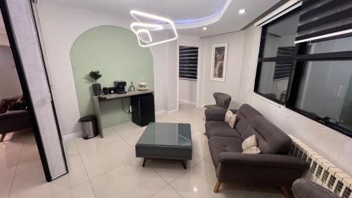 عکس کلینیک زیبایی الی 