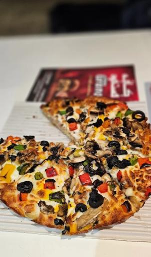 عکس پیتزا گرانو