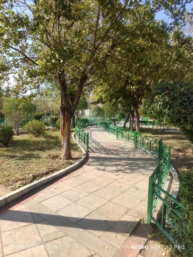 عکس بوستان دوستدار ولایت