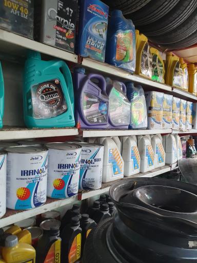 عکس تعویض روغن ساجدی