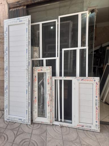 عکس ساخت درب و پنجره دوجداره و توری پلیسه غلام نژاد