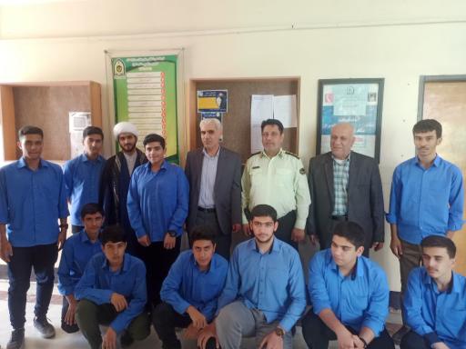 عکس دبیرستان دوره دوم پسرانه شاهد شیخ انصاری دزفولی