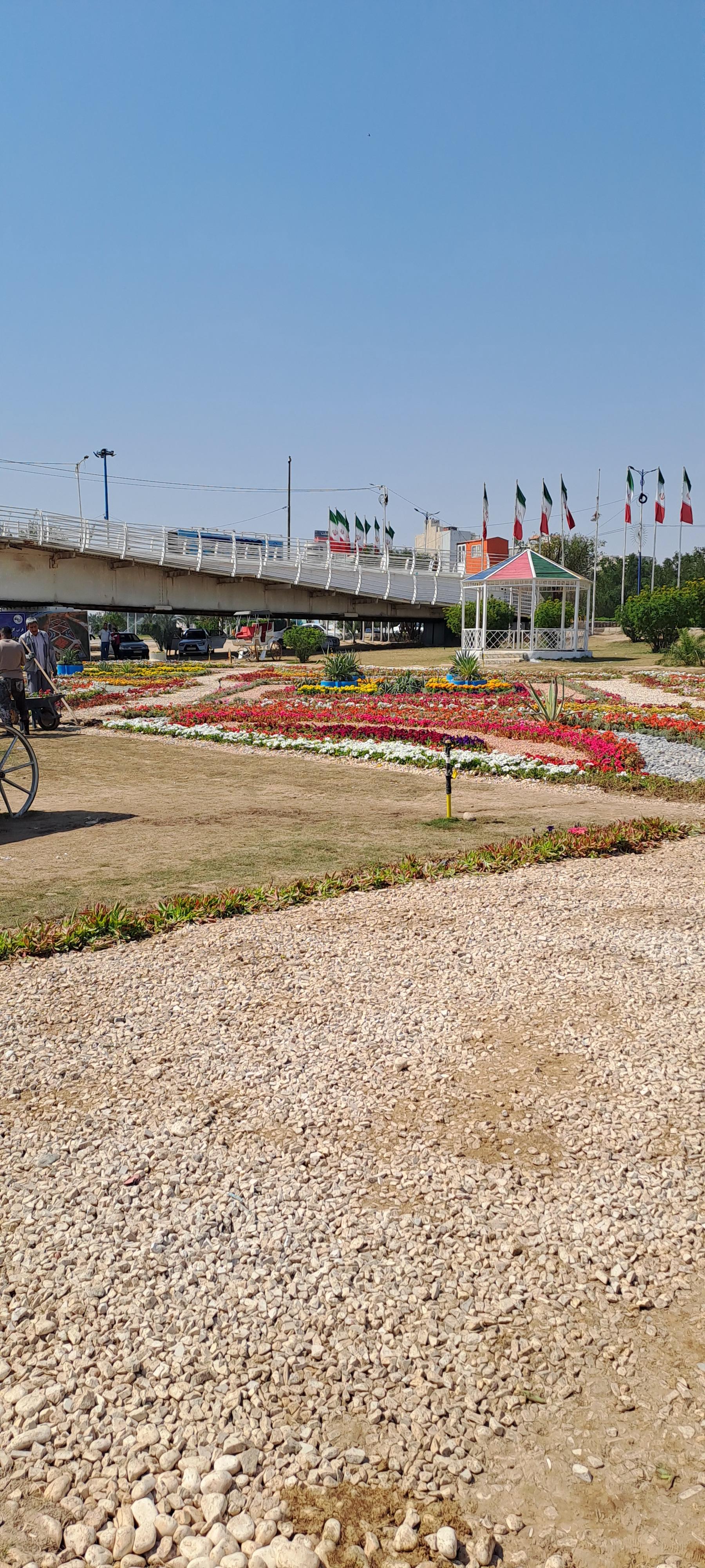 عکس پل طبیعت