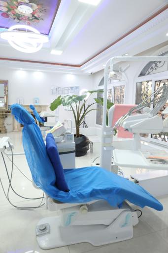 عکس دندان پزشکی دکتر واو