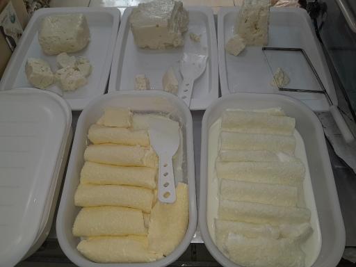 عکس لبنیات سنتی شهر پنیر مایان 