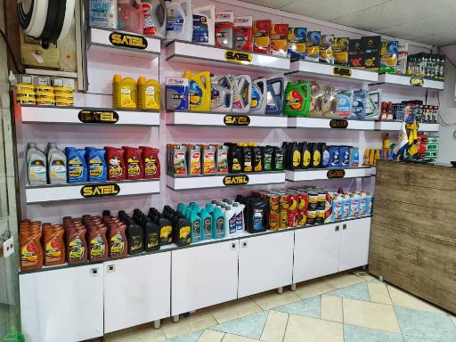 عکس فروشگاه روغن موتور پارس