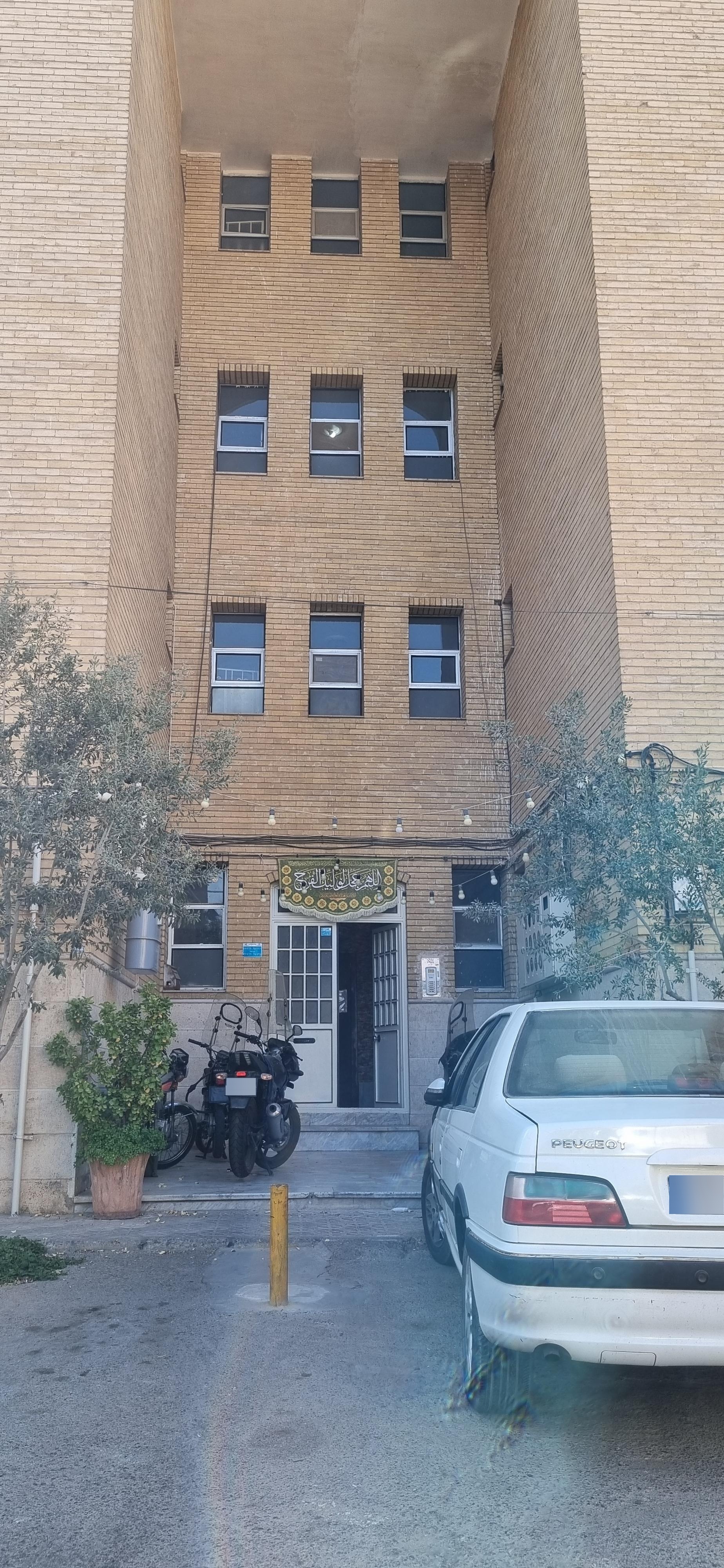 عکس مجتمع فرهنگیان بلوک ب۱