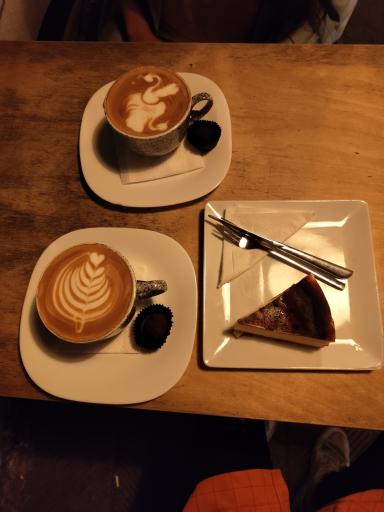 عکس کافه رومی