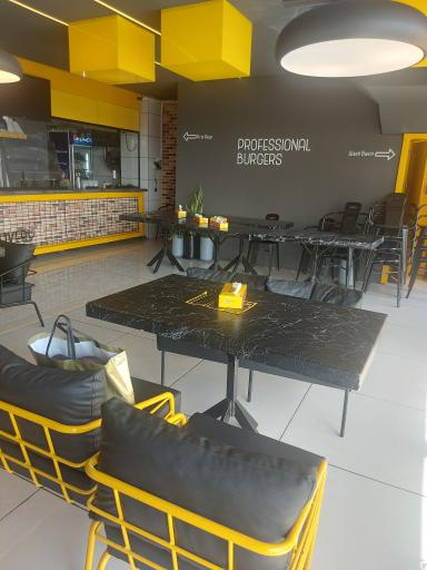 عکس برگرهای تخصصی لاویا