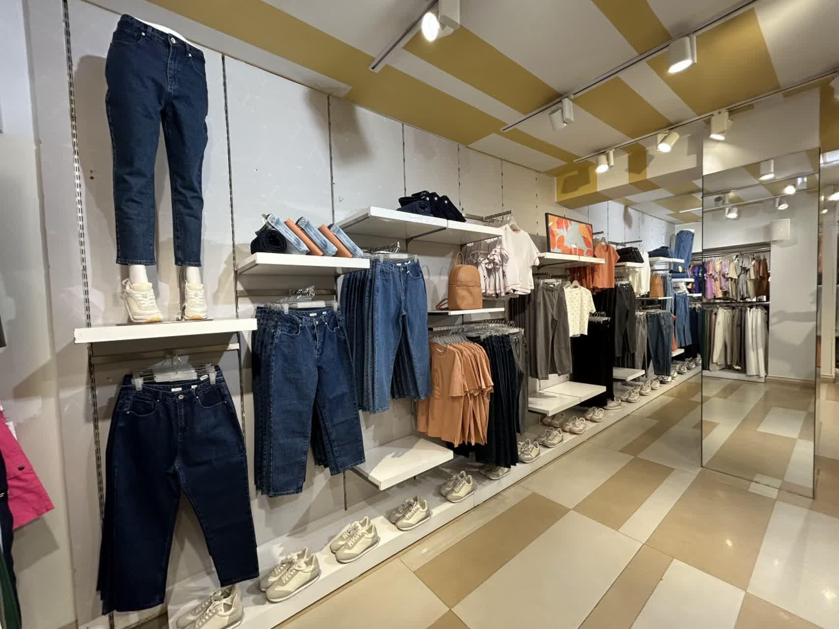 عکس جین وست شعبه سجاد شعبه سجاد شهر