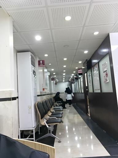عکس آزمایشگاه دانش