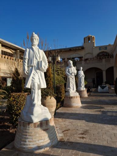 عکس رستوران گلسرخ یزد