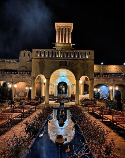 عکس رستوران گلسرخ یزد