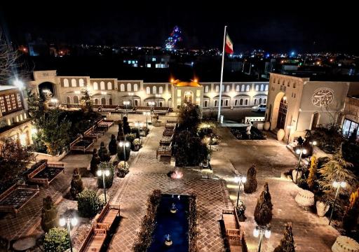 عکس رستوران گلسرخ یزد