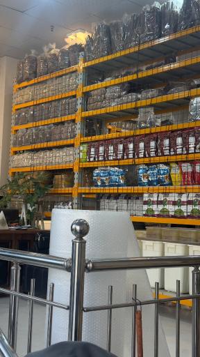 عکس بازرگانی حسین زاده