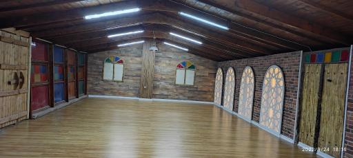 عکس سفره خانه سنتی بادیل عشق