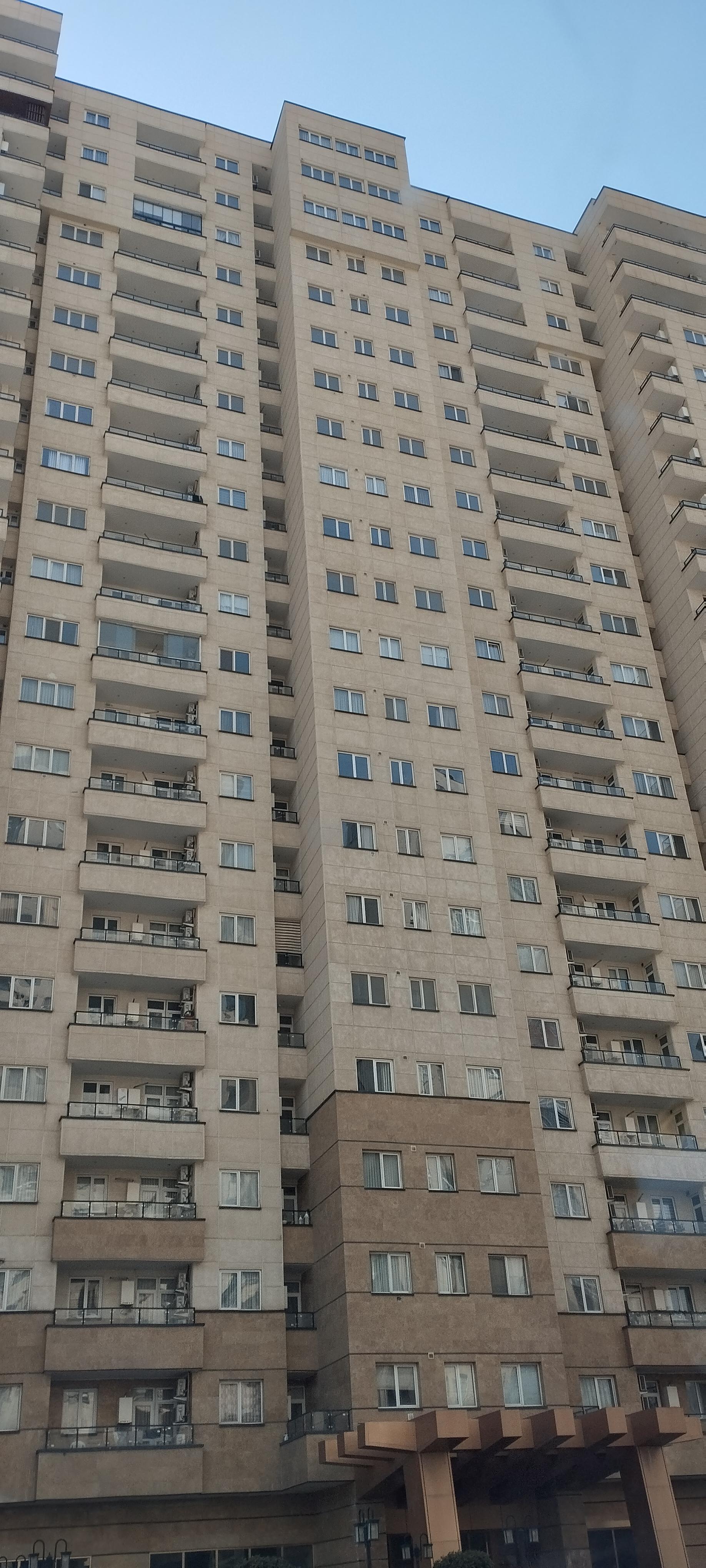 عکس برج پاسارگاد یک (جنوبی)