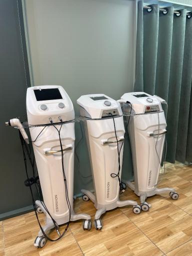 عکس فیزیوتراپی نیوان