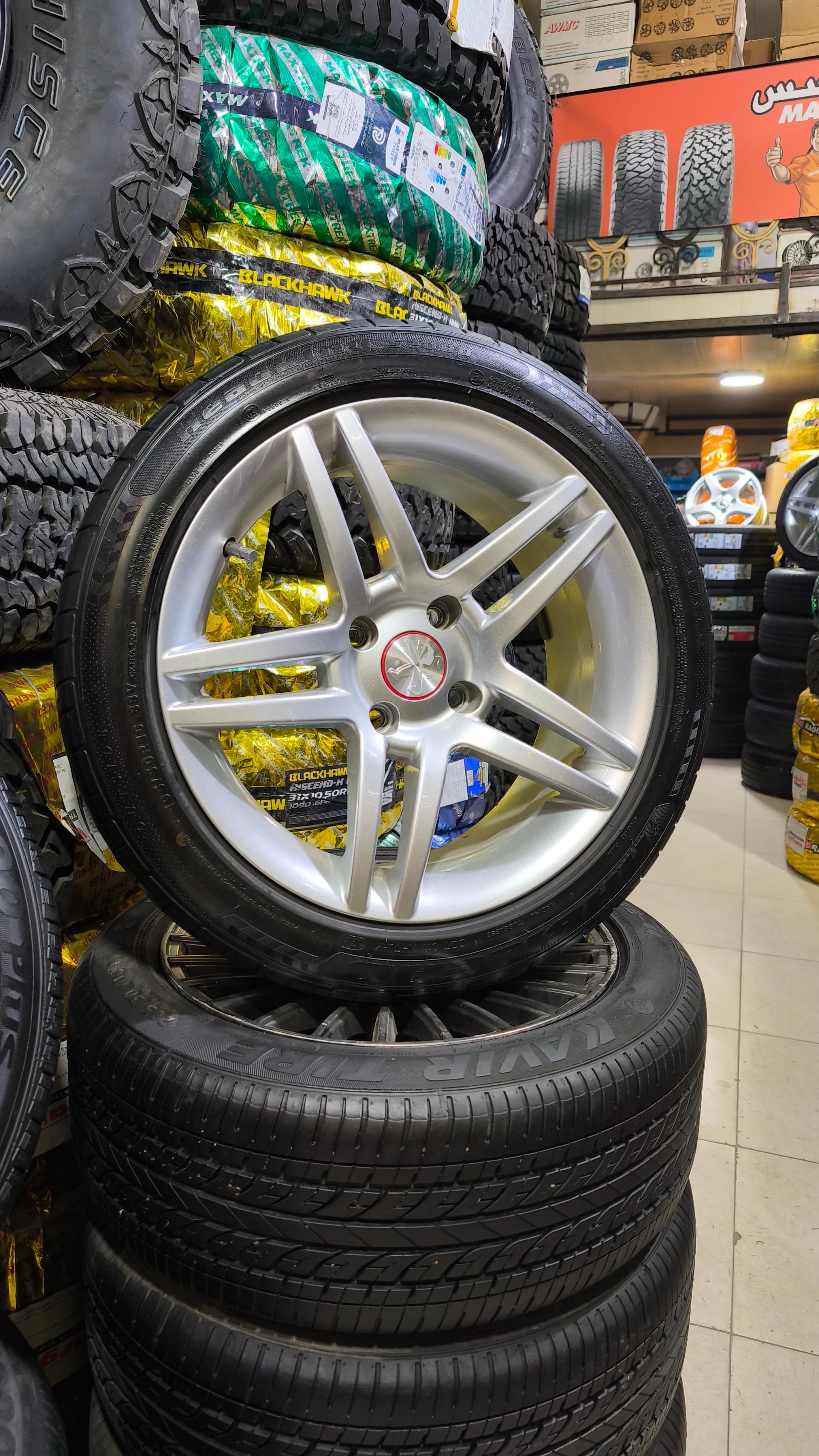 عکس کارا تایر