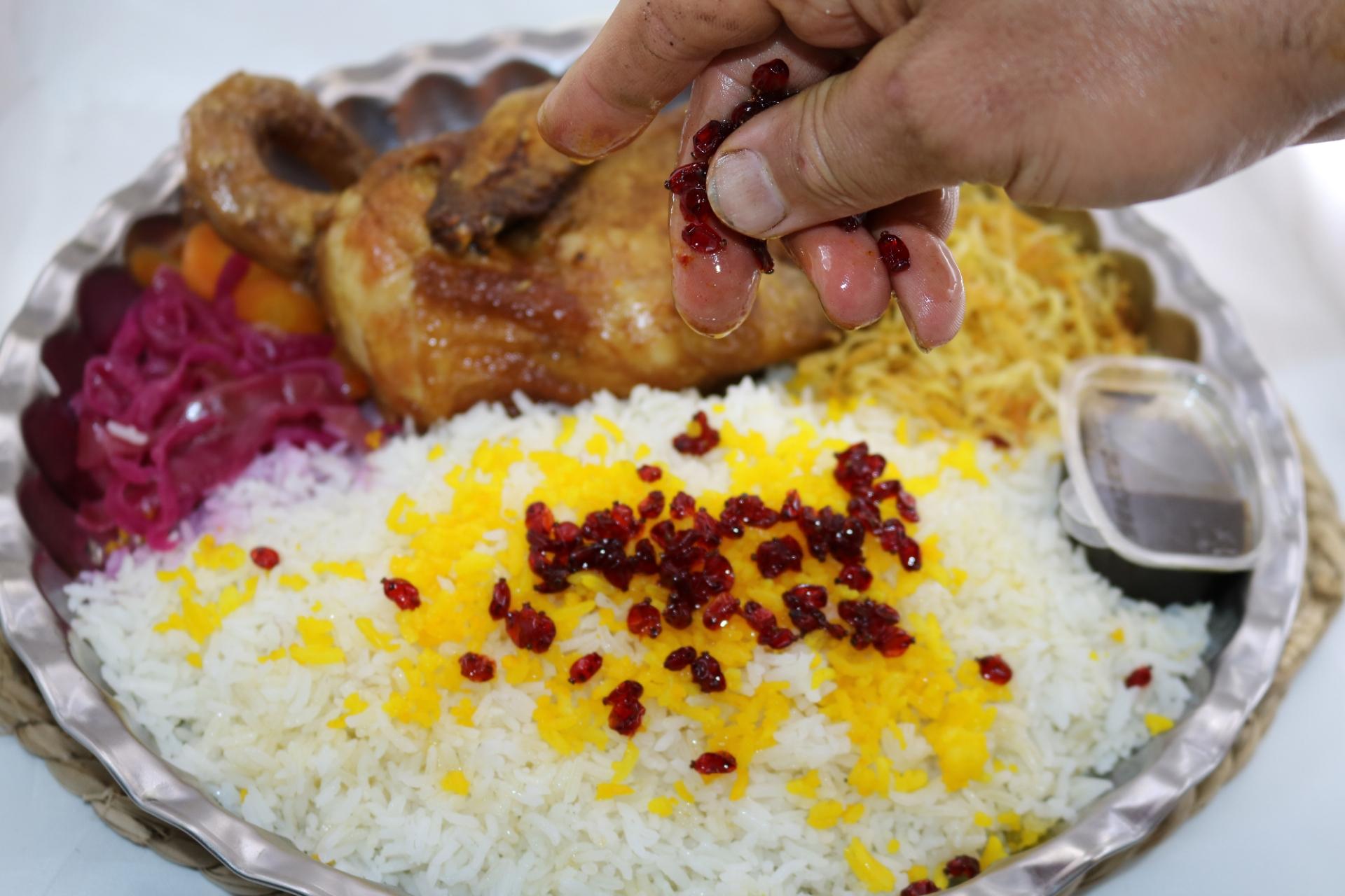 عکس رستوران محلی دورچین