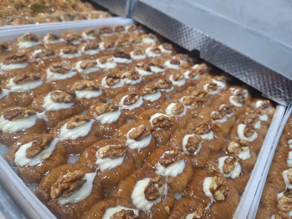 عکس باقلوا استانبولی یاریس
