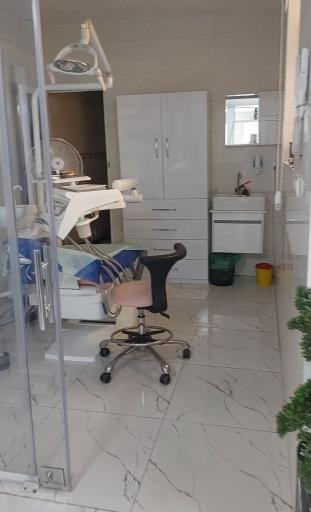 عکس دندانپزشکی روزبه قضاتی