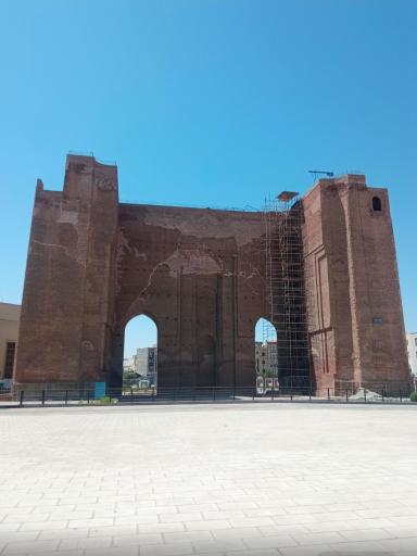 عکس عمارت فتح الله یف