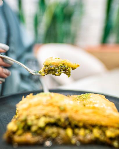 عکس کافه باقلوا یئنی