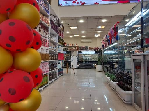 عکس کافه قنادی نسرین